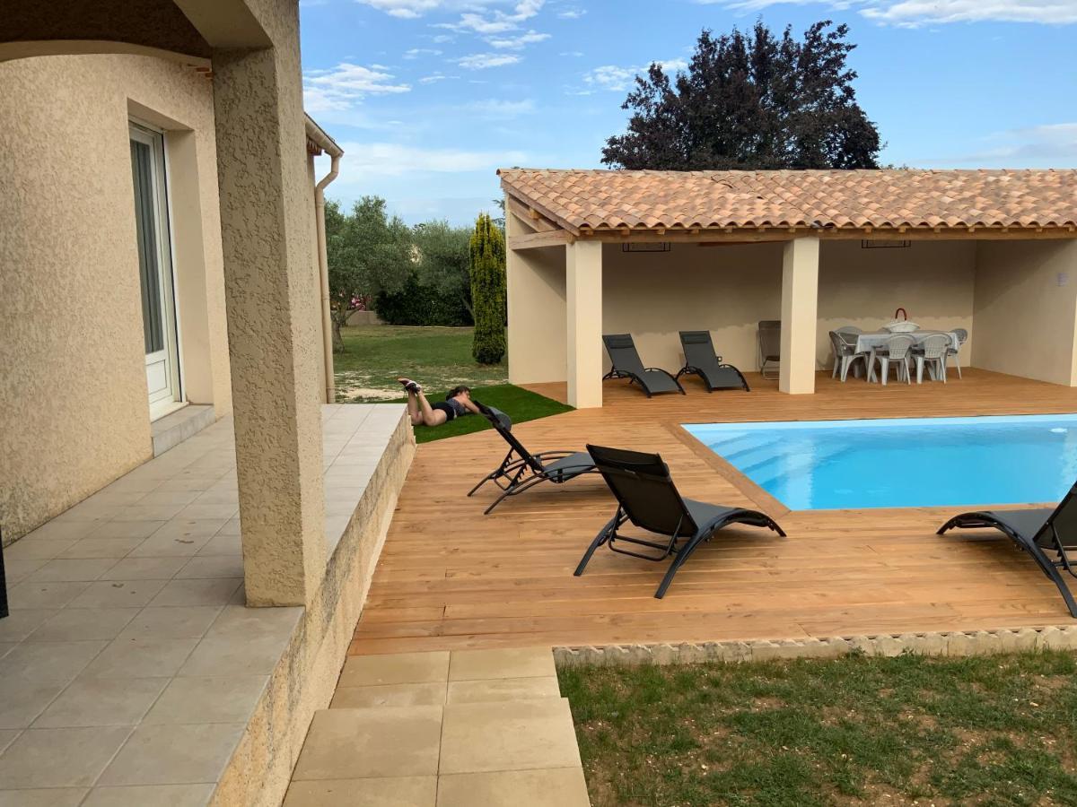 Gite Les Oliviers 10 Pers Piscine Au Calme 4 Etoiles Saint-Laurent-la-Vernède Exterior foto